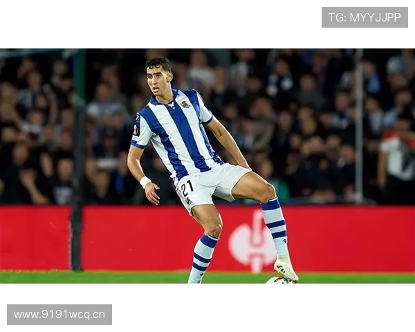 塞维利亚管理层动荡:球队赛季稳定性面临考验,竞争格局或将调整 塞维利亚管理层动荡:球队赛季稳定性面临考验,竞争格局或将调整