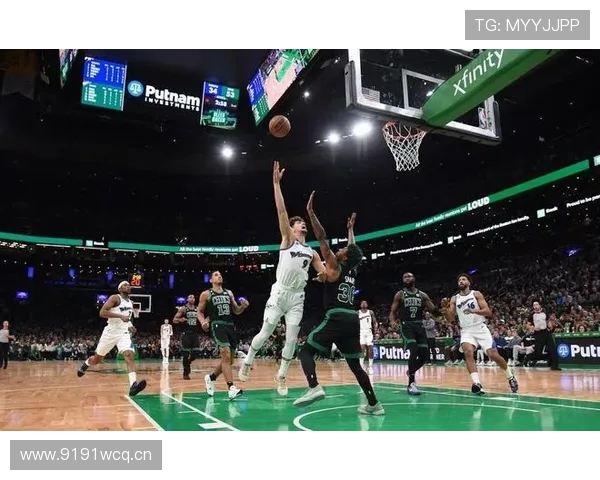 库兹马利用挡拆创造空位投篮效率提升显著优于队内同位置球员